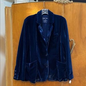 Kyla Seo Women's Deep Blue Velvet Blazer